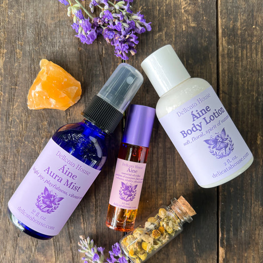 Áine Aromatherapy Set - Áine Goddess Set - Aura Mist, Roller, Body Lotion, Crystal, Herbs -