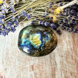Labradorite Palm Stone - Crystal for Wisdom - Dreamer's Stone - Third Eye Chakra Crystal