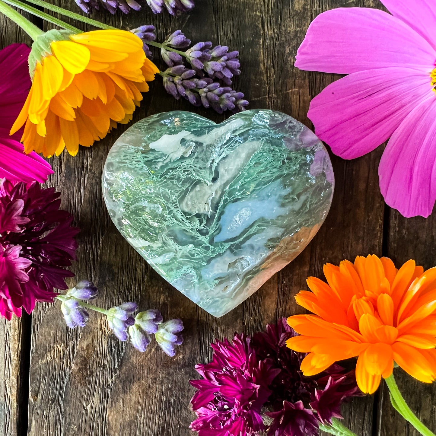 Moss Agate Crystal Heart - Crystal for Abundance, Renewal & New Beginnings