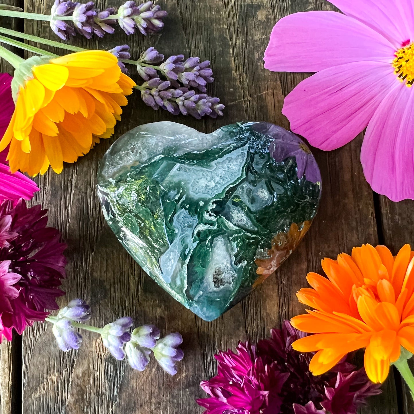 Moss Agate Crystal Heart - Crystal for Abundance, Renewal & New Beginnings