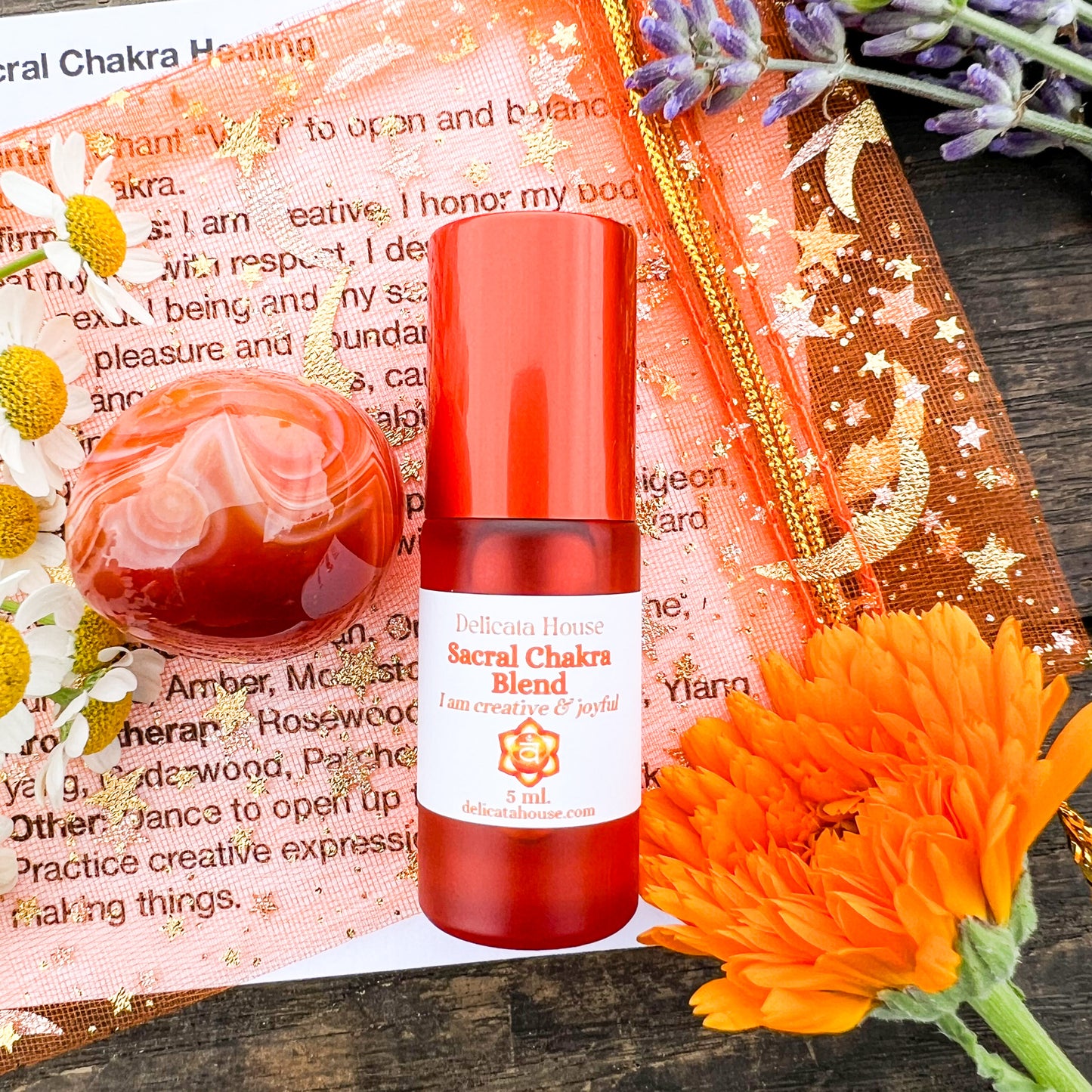 Sacral Chakra Aromatherapy Roller and Sardonyx Crystal - Second Chakra Healing - Sacral Chakra Aromatherapy and Gem Stone Set