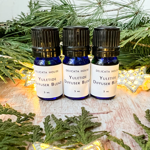 Yuletide Diffuser Blend - Winter Holiday Aromatherapy Blend - Aromatherapy Gift for Christmas - Aromatherapy Gift for Yule - Winter Solstice Aromatherapy Gift