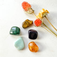 Load image into Gallery viewer, Stones of Good Fortune Crystals Set - Crystals for Wealth, Prosperity, and Abundance