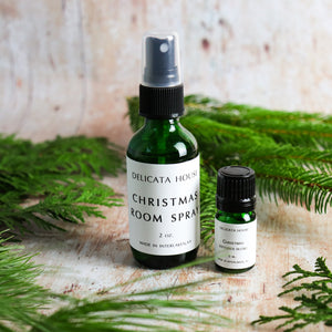 Christmas Aromatherapy Set - Christmas Diffuser Blend and Christmas Room Spray - Christmas Aromatherapy Gift Set
