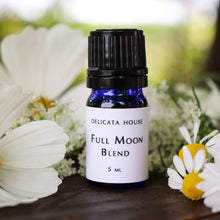 Load image into Gallery viewer, Aromatherapy Blend - Full Moon Diffuser Blend - Aromatherapy for Full Moon Ritual - Full Moon Aromatherapy - Moon Lover&#39;s Gift - Gift for Self-Care